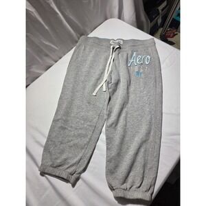 Aeropostale Womens Gray Aero 1987 NY Graphic Capri Sweatpants Joggers Size Large